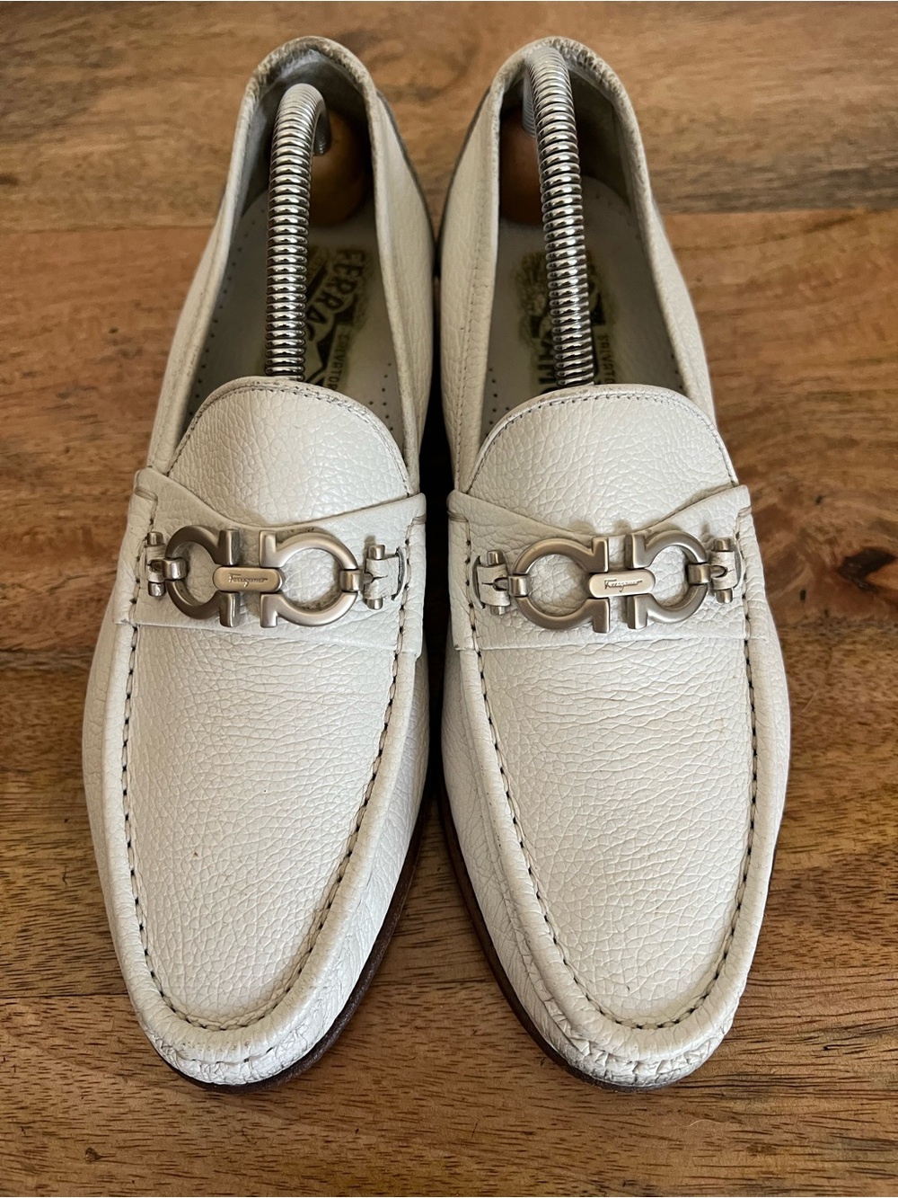 Salvatore Ferragamo Women's White Leather Loafers Size 7D